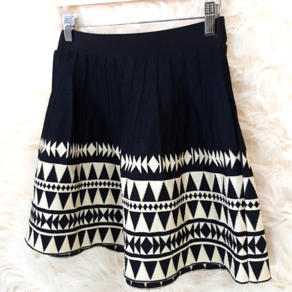 Ya Los Angeles Knit Skirt - Picture 2 of 6